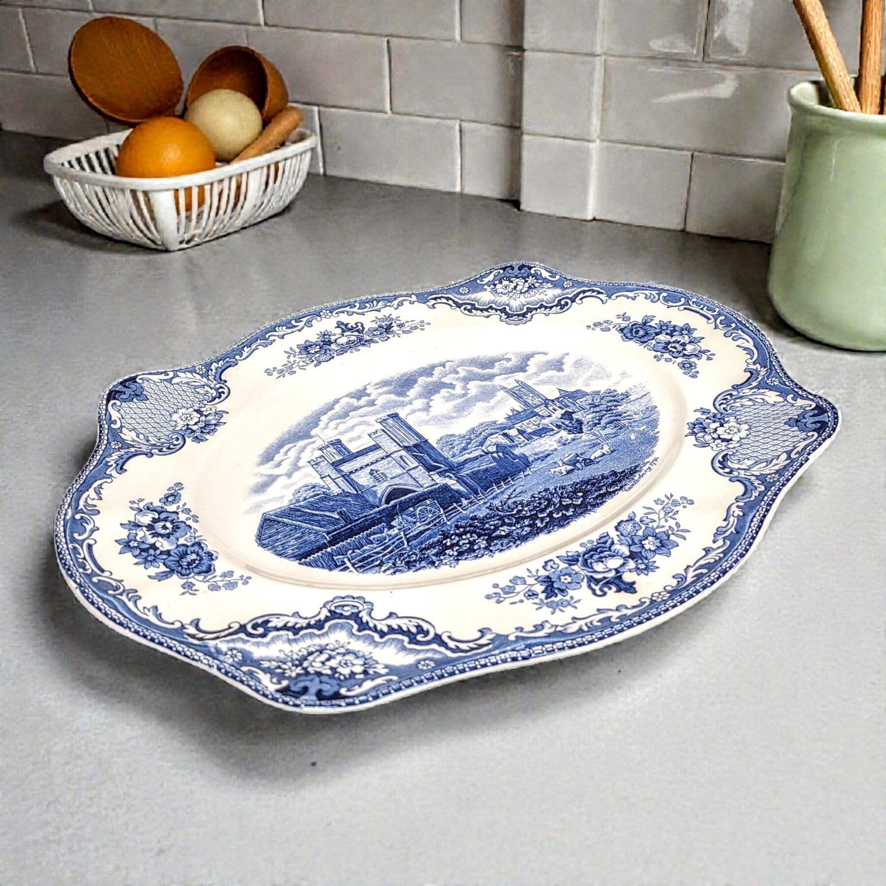 Sinivalge Inglise vaagen – Johnson Bros “Old Britain Castles”