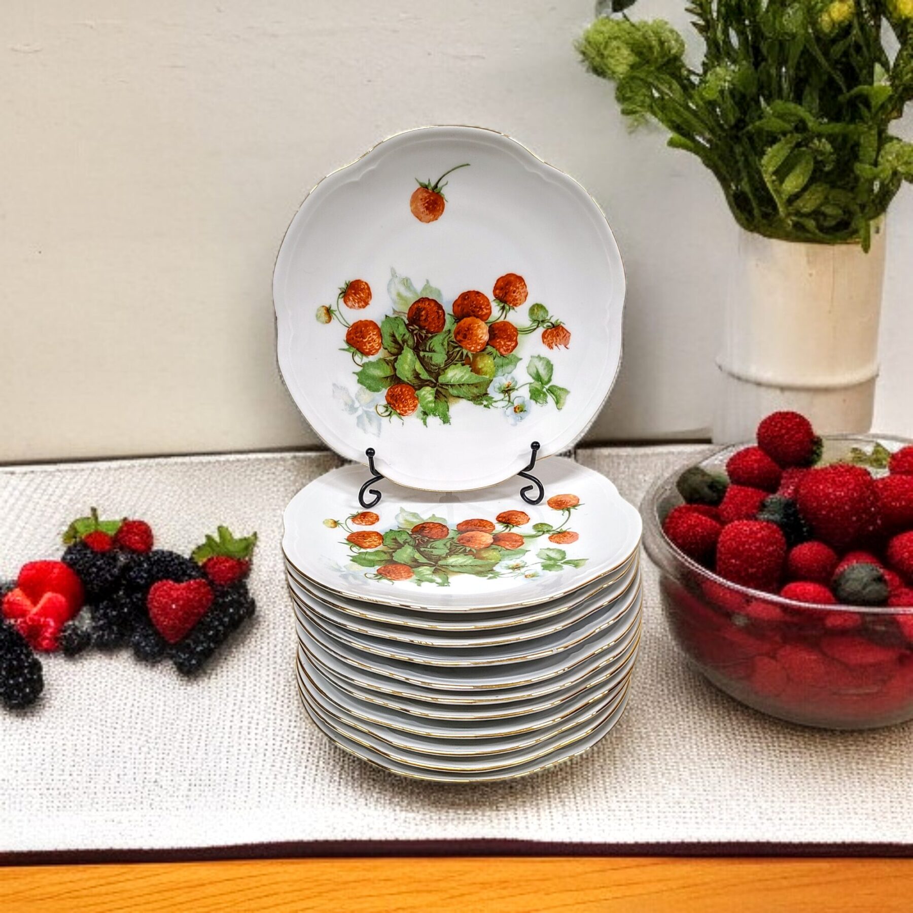 Vintage koogitaldrikud „Metsmaasikate suvi“ - Bavaria