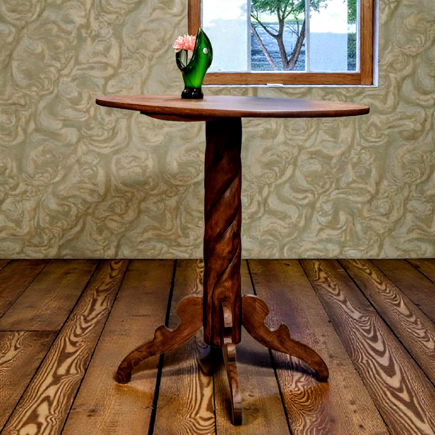 Rustikaalne ovaalne puidust abilaud