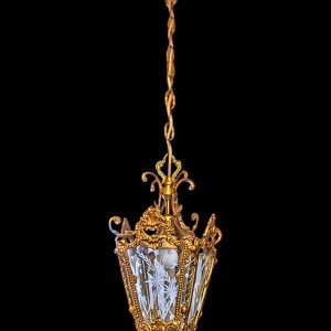 Dekoratiivne messingust laevalgusti