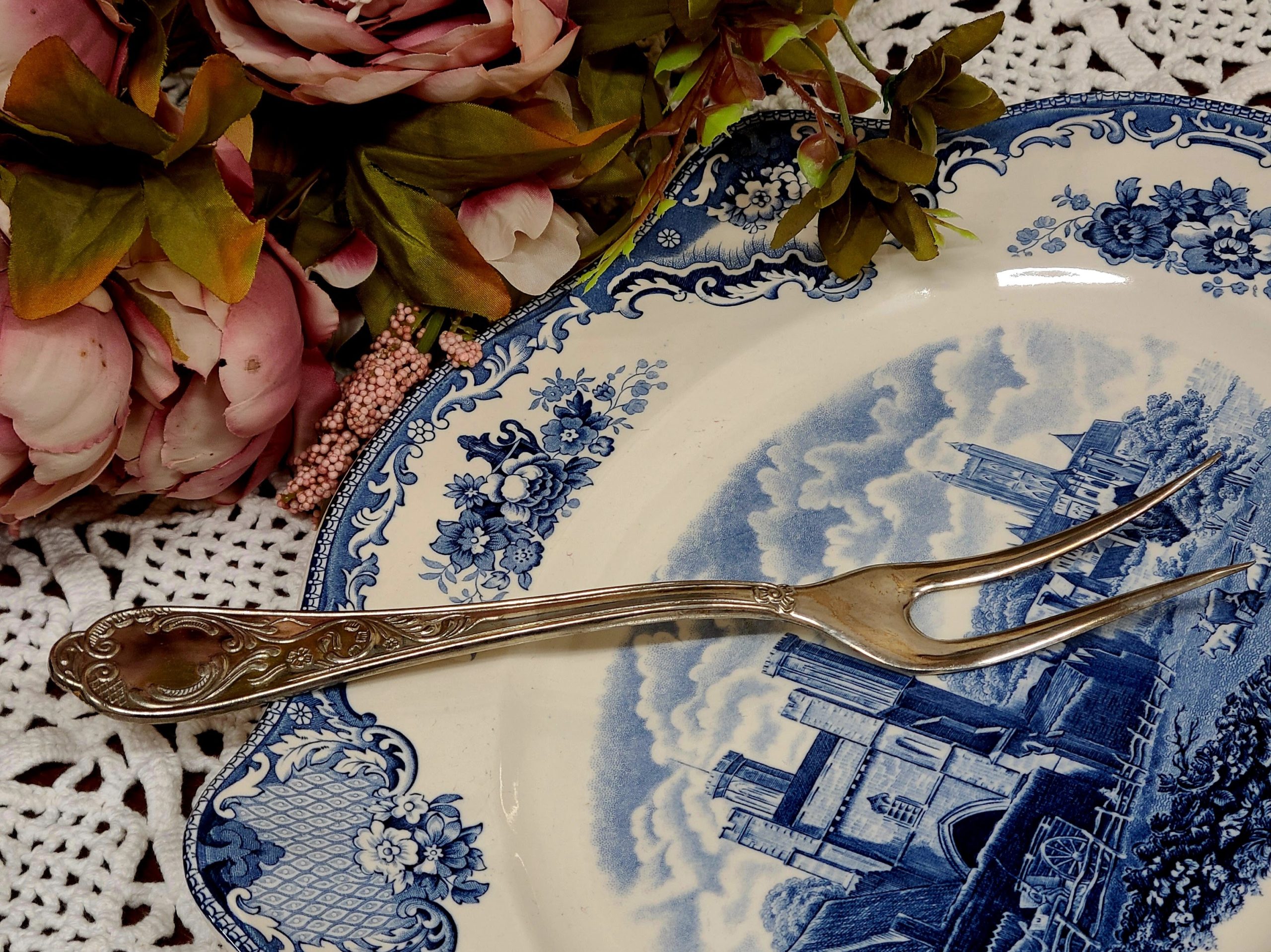 Vintage hõbetatud lihakahvel Itaaliast - romantiline lauahõbe