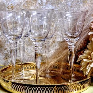 Stiilsed vintage klaasist veinipokaalid – 6 tk