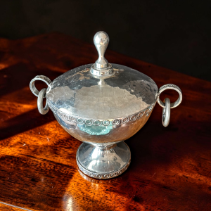 Vintage tinast serveerimisnõu kaanega - Handarbeit Zinn käsitöö