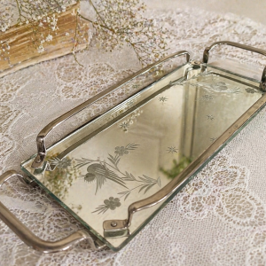 Vintage kandik peegelklaasist käepidemetega - graveeritud dekoor