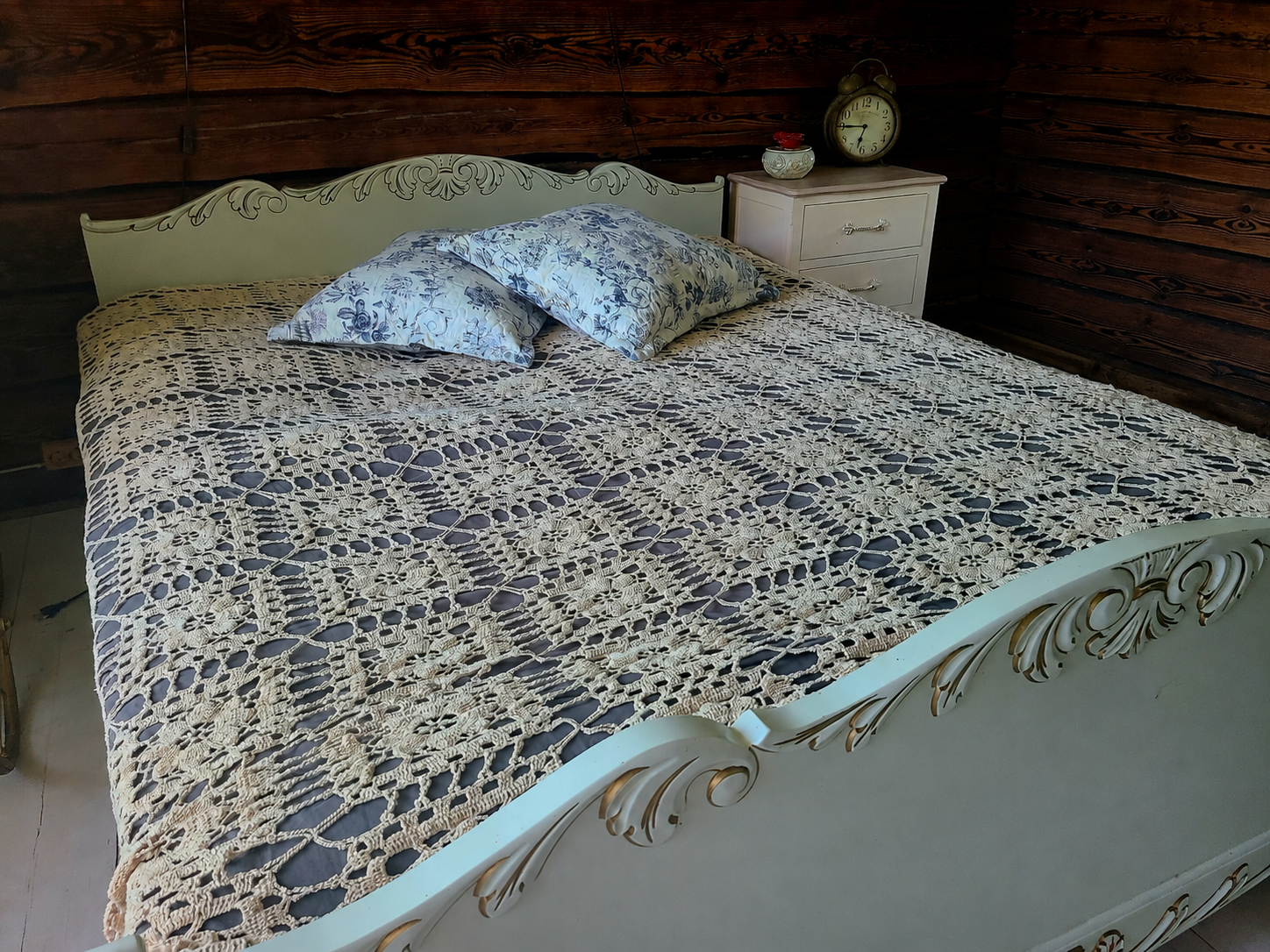 Heegeldatud voodikate - romantiline vintage käsitöö – pilt 2
