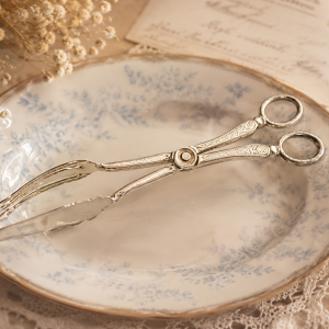 Vintage hõbetatud serveerimistangid - Made in Italy