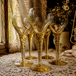 Merevaigu tooni vintage pokaalid - Boda Sweden